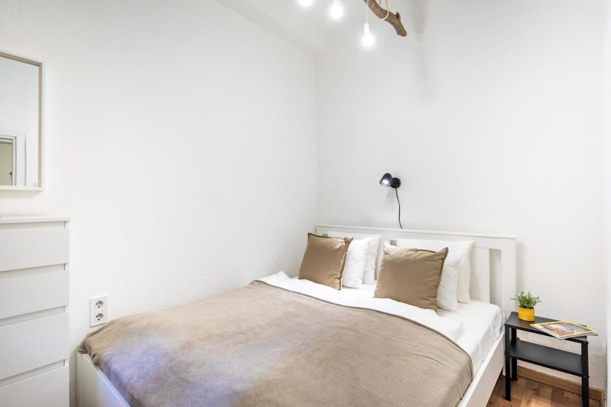 Convenient Apartment At Gastro Driven Location Budapest Eksteriør billede