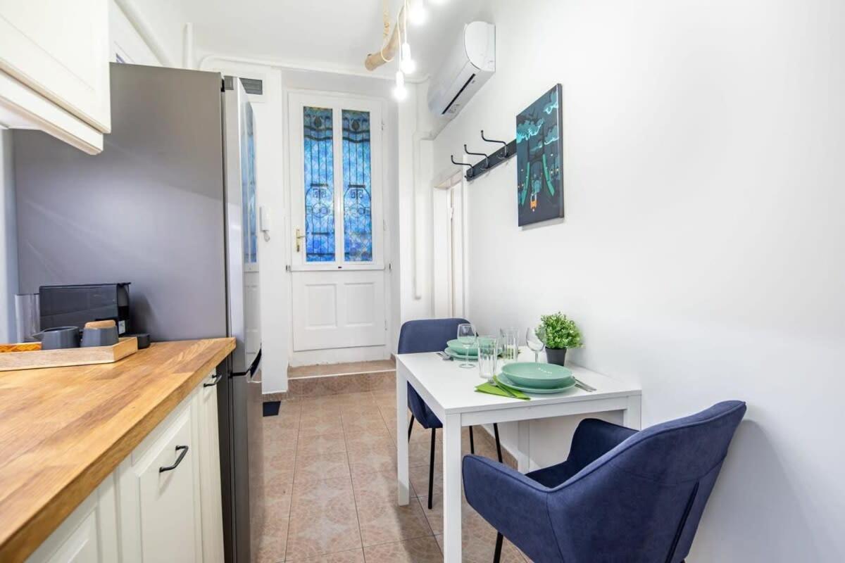 Convenient Apartment At Gastro Driven Location Budapest Eksteriør billede